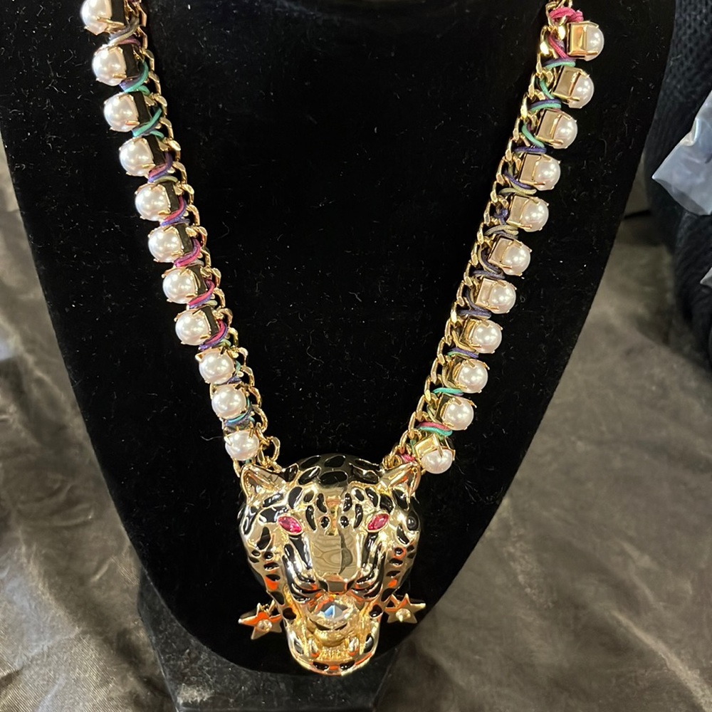 Betsey Johnson leopard cat necklace